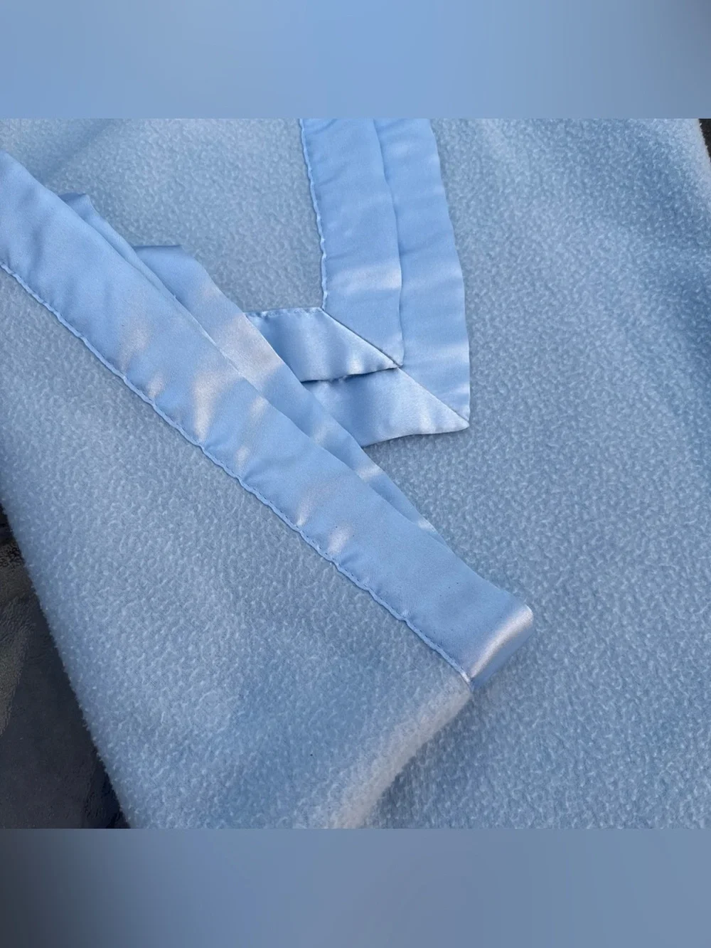 Koala Baby Light Blue Stroller Blanket Luxe Plush Satin Trim Babies R Us 36x41”